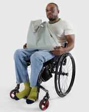 Load image into Gallery viewer, Standard Baggu Blue Thin Strip