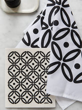 Load image into Gallery viewer, Art Deco Black Gift Set