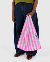 Load image into Gallery viewer, Standard Baggu Pink Painted Stripe