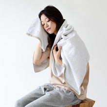 Load image into Gallery viewer, YUKINE TOWEL (Hai - Grey)