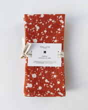 Load image into Gallery viewer, Everyday Napkins Set of 4 - Splatter, Rust