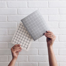 Load image into Gallery viewer, Grid Grey Sponge Cloth