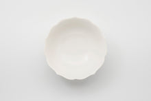 Load image into Gallery viewer, Bellflower Bowl S