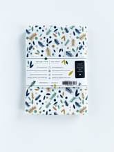 Load image into Gallery viewer, Pine and Berry Gift Set