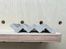 Load image into Gallery viewer, Zig Zag Soap Dish