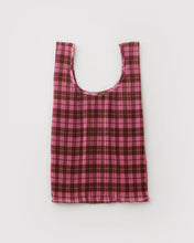 Load image into Gallery viewer, Pleated Baggu - Azalea Pink Tartan

