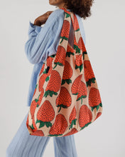 Load image into Gallery viewer, Big Baggu Strawberry
