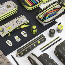 Load image into Gallery viewer, Mini pencil case Be Atomic, black
