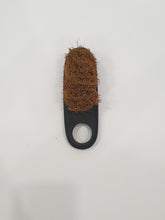 Load image into Gallery viewer, Minion Brush (Black)
