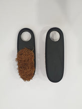 Load image into Gallery viewer, Minion Brush (Black)

