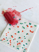 Load image into Gallery viewer, Geo Animal Sponge Cloth
