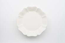 Load image into Gallery viewer, Octagonal Petal Dish M
