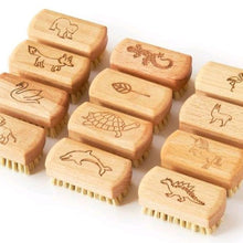 Load image into Gallery viewer, Kids Natural Vegan Nail Brush (FSC 100%)
