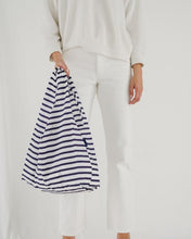 Load image into Gallery viewer, Standard Baggu Sailor Stripes
