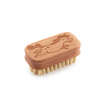 Load image into Gallery viewer, Kids Natural Vegan Nail Brush (FSC 100%) NEW Version
