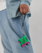 Load image into Gallery viewer, Puffy Earbuds Case Green Raspberry

