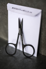 Load image into Gallery viewer, Wide Bow Scissors
